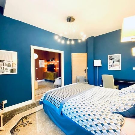 נים La Suite 2 Pieces Lit Queen Size Entree Privee מראה חיצוני תמונה